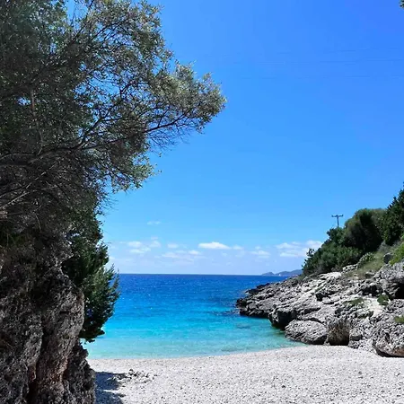 Alkyoni House Apartmán